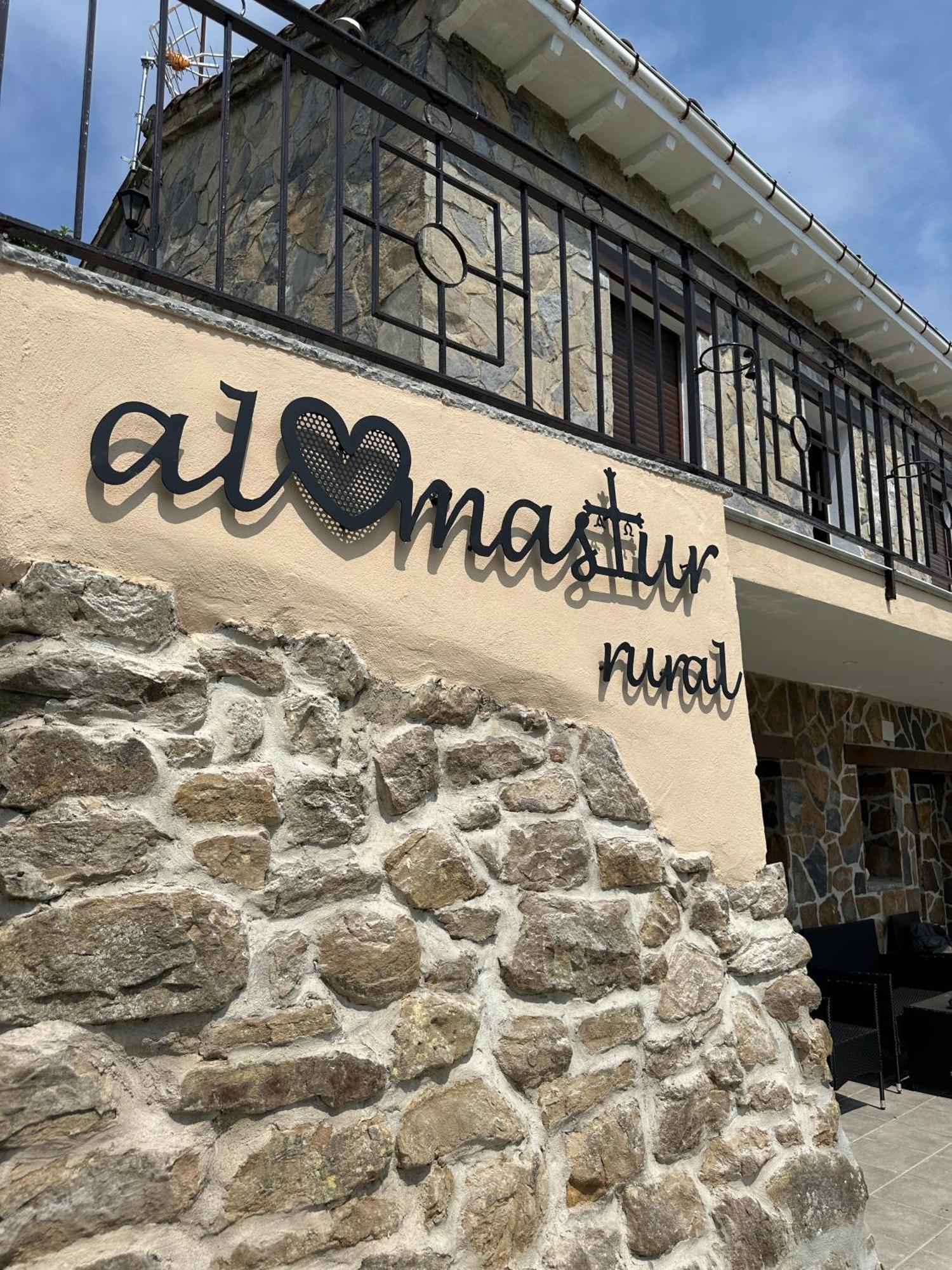 Almastur Rural Villa Siero Eksteriør bilde